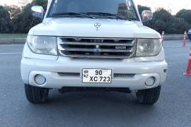 Mitsubishi, Pajero, 2001